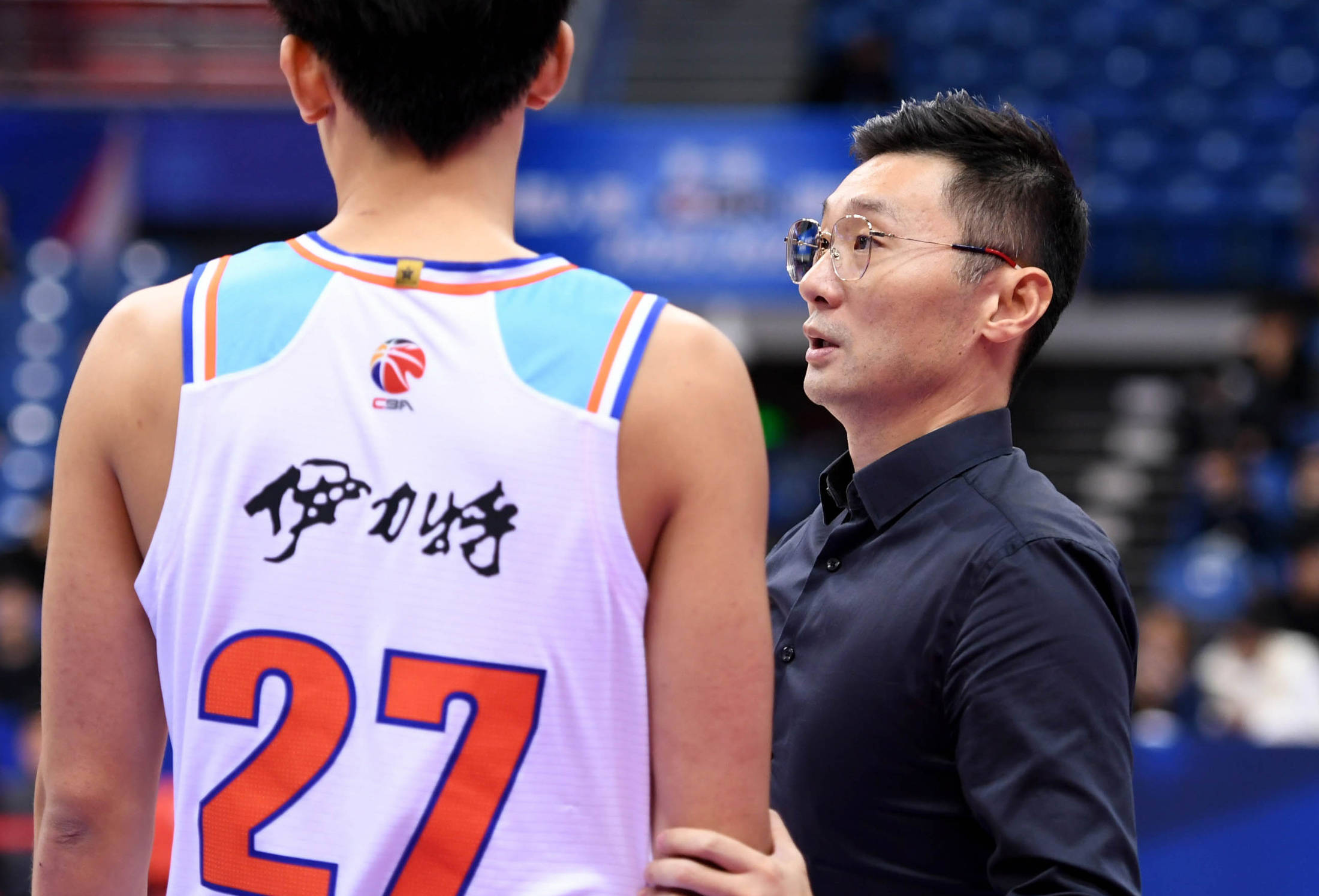 包含弗格31分辽宁胜四川西尔扎提15分新疆胜同曦的词条