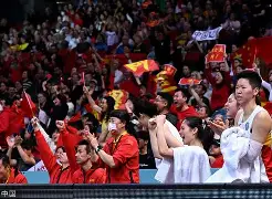阿尔森篮球再夺冠，续写传奇辉煌(今日奥尼尔传奇再续篮坛巨无霸的王者归来)
